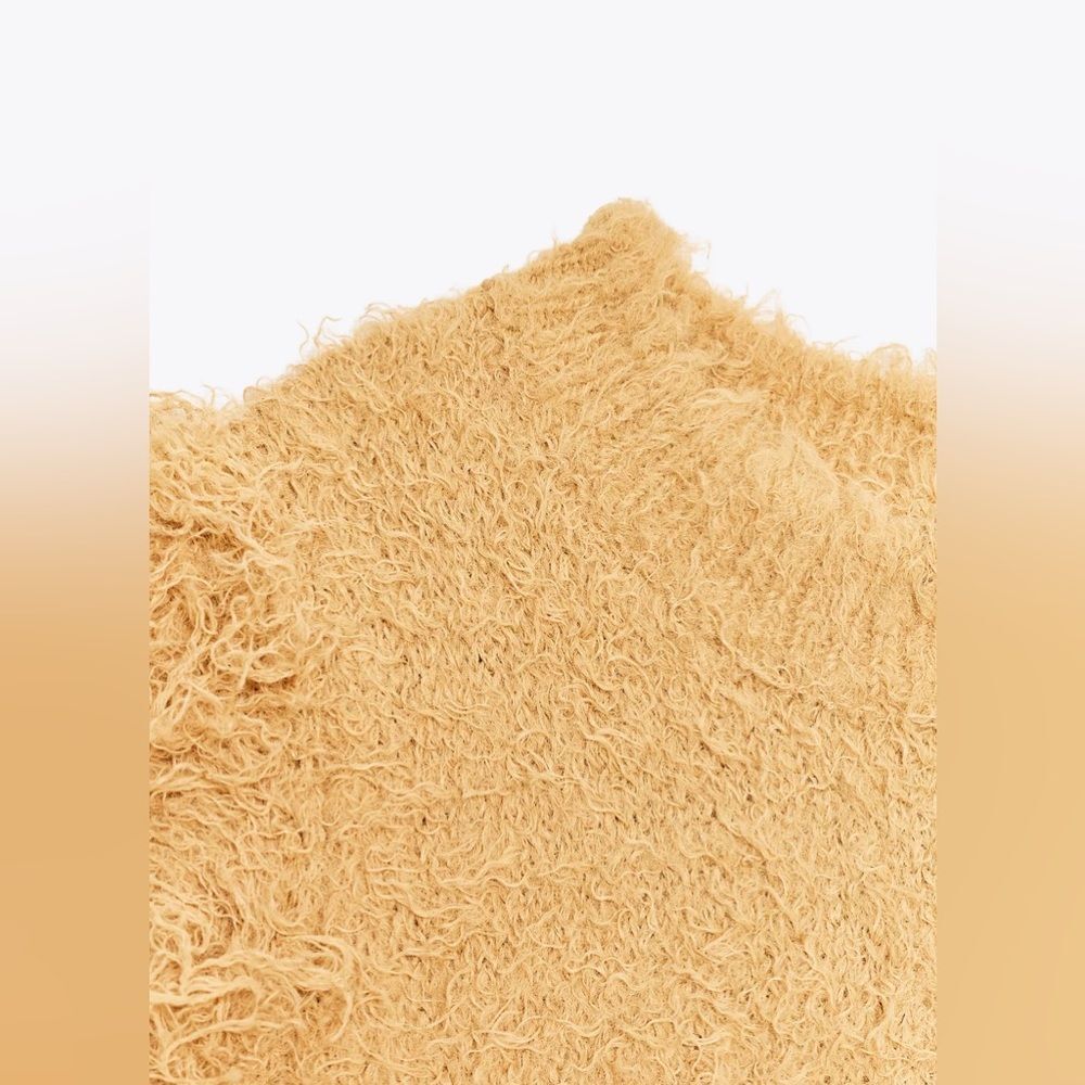 ZARA FAUX FUR KNIT VEST - Picture 8 of 8